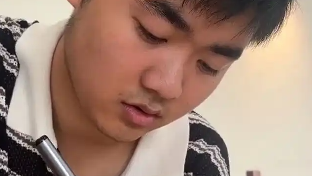 独臂少年664分考上清华热搜配图